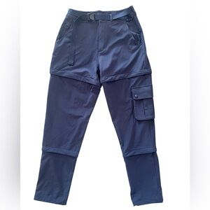 Outdoor Voices RecTrek Zip-Off Pant Navy Size Small
EUC